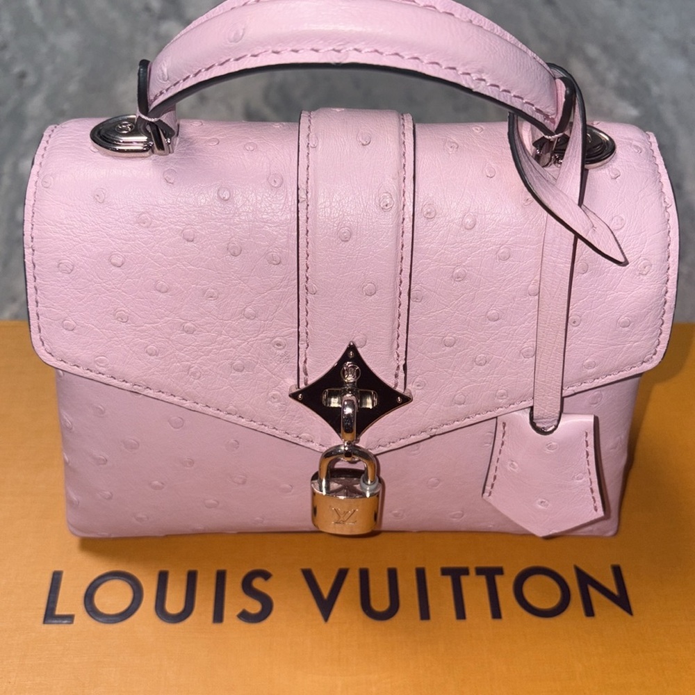 Louis Vuitton Pink Ostrich Rose Des Vents Mini